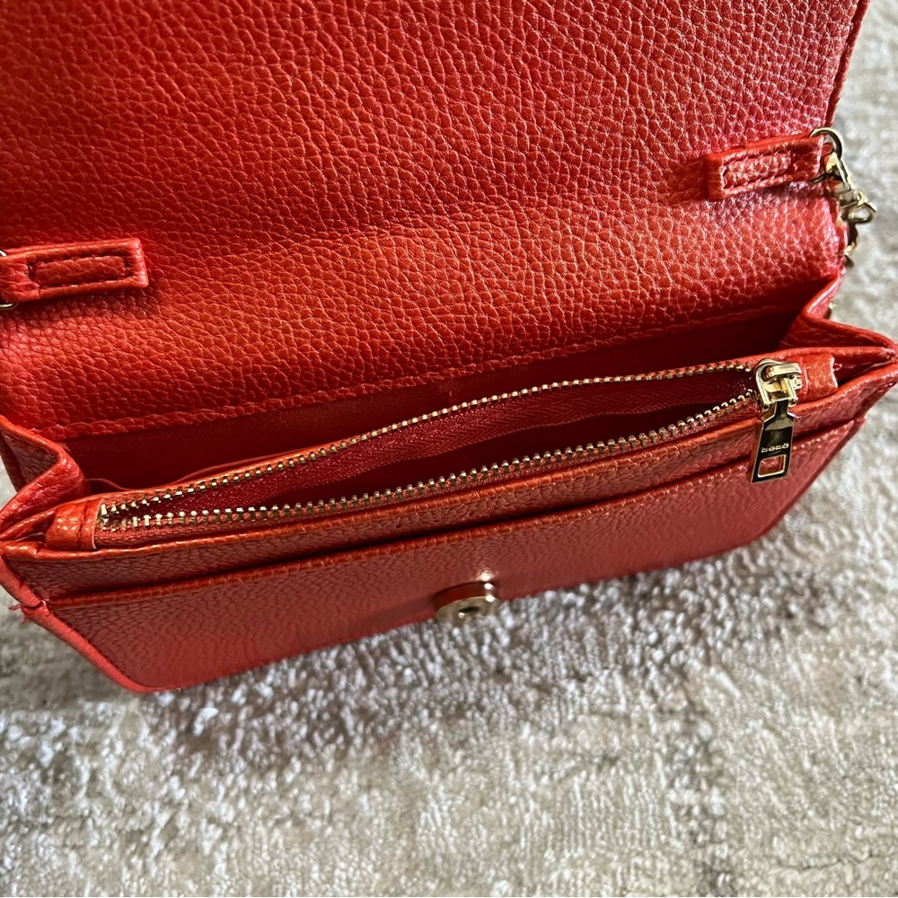 Bebe Red Orange Gold Chain Crossbody Flap Bag Women’s Purse - Picture 2 of 6